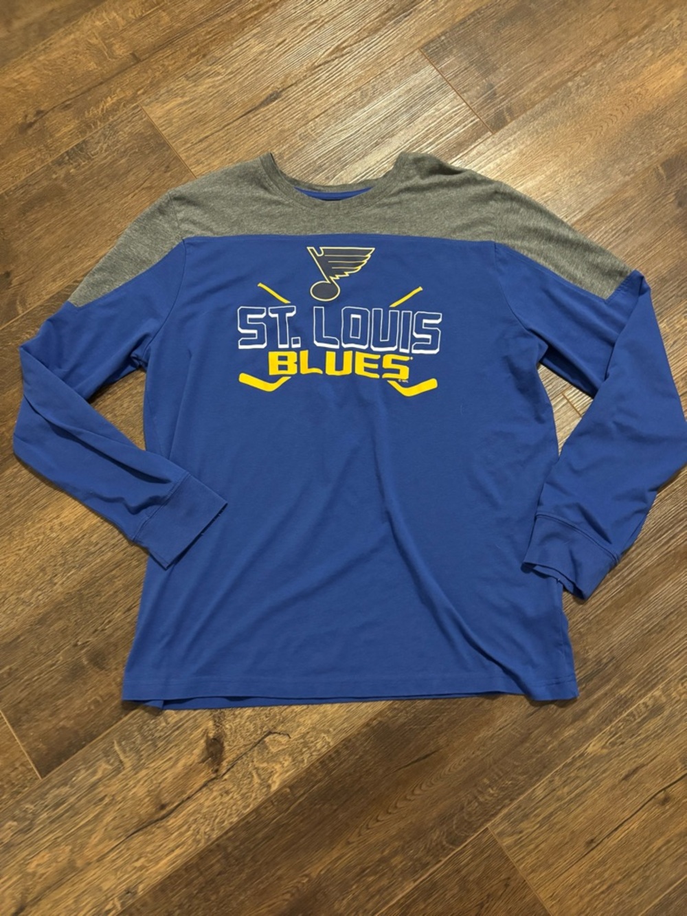 St. Louis Blues Hockey Mens Blue Long Sleeve Size XL NHL